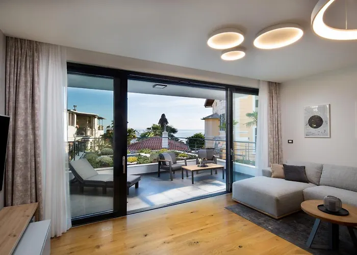 Ena, Luxury Apartamento *