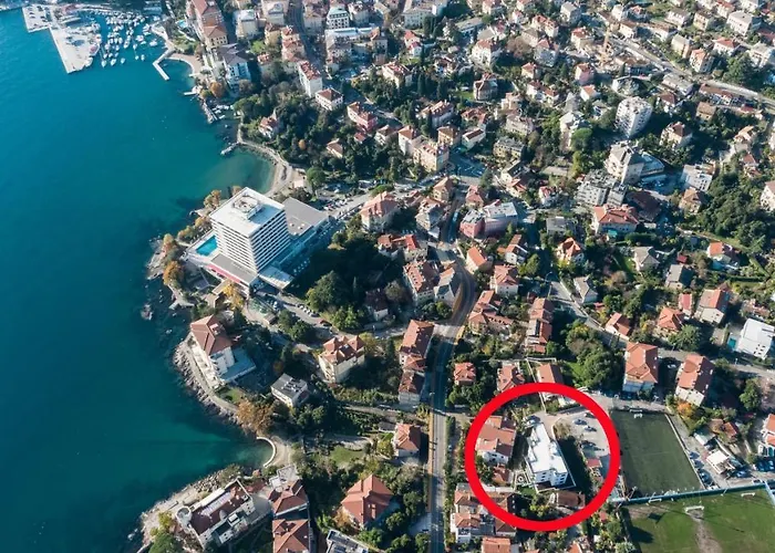 Ena, Luxury Apartamento