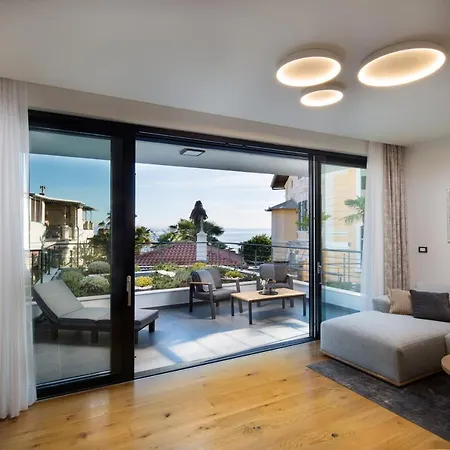 Ena, Luxury Lejlighed *